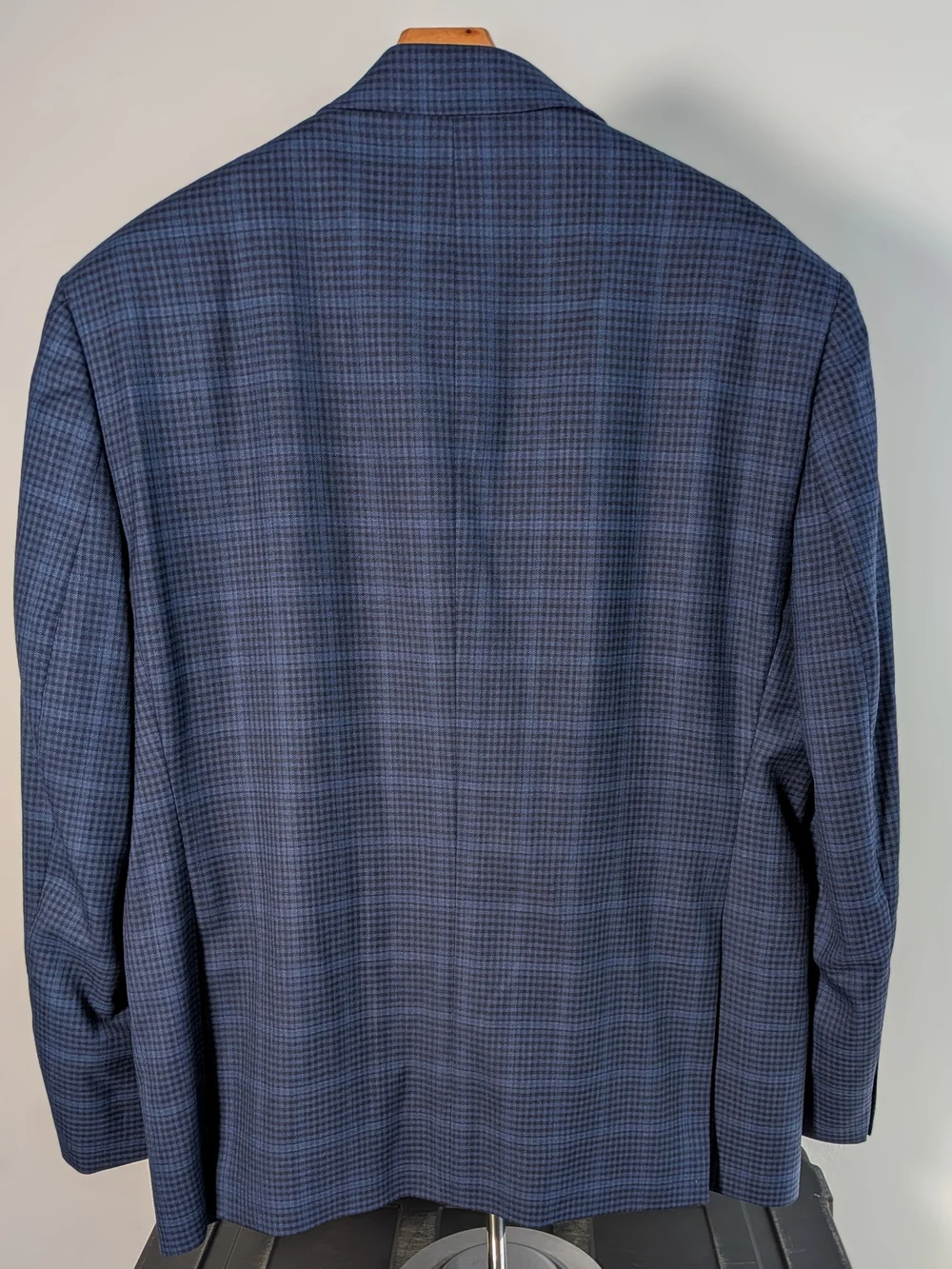 Jos. A. Bank classic men